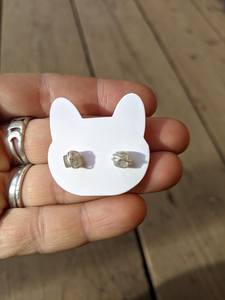 ต่างหูเงินแท้ประดับลาบราดอไรต์ ต่างหูคริสตัลธรรมชาติ สไตล์มินิมอล ของขวัญสำหรับเธอ - Product Image 3