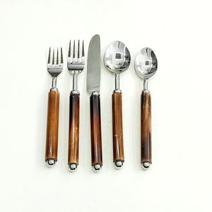 Ensemble de couverts de table avec manche en bambou naturel Ensemble de couverts en acier inoxydable avec bambou en bois naturel poli - Product Image 1