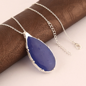 Collier Pendentif Goutte d'Eau Plaqué Argent 18 carats Style Unique avec Pierre Précieuse Sertie en Bezel, Tendance Minimaliste pour Mariage, Vente en Gros - Product Image 4
