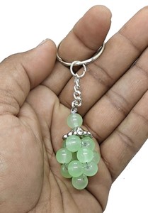 พวงกุญแจคริสตัลคุณภาพสูง หินอะเวนเจอรีนสีเขียว รูปทรงองุ่น ลูกปัดธรรมชาติจากจีน ของขวัญสำหรับผู้หญิง - Product Image 2