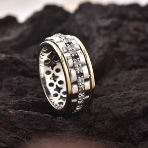 แหวนทอง 9KT และแหวนเงินแท้ 925 แหวนพลอย CZ แหวนสปินเนอร์ประดับหิน CZ แหวนทูโทน แหวนอินเทรนด์สำหรับผู้หญิง แหวนของขวัญ - Product Image 4