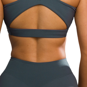 เสื้อชั้นในกีฬาไร้ตะเข็บสำหรับผู้หญิง คอสูง ทรงยาว สำหรับโยคะ ฟิตเนส รองรับปานกลาง ยืดหยุ่นได้ดี เหมาะสำหรับออกกำลังกาย สีเทา - Product Image 6