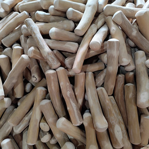 ของเล่นแทะสำหรับสุนัขทำจากไม้กาแฟธรรมชาติ ขนาด M สำหรับขายส่ง ไม้แท่งขัดเรียบพร้อมสลักโลโก้ด้วยเลเซอร์ตามสั่ง สำหรับผู้ค้าปลีกอุปกรณ์สัตว์เลี้ยง - Product Image 5
