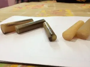 Rouleau de corne de buffle européenne de qualité supérieure, poli, couleur naturelle, matériau organique, écologique, pour la décoration intérieure et la fabrication de sceaux - Product Image 1