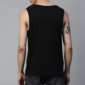 Camiseta sin Mangas Negra Personalizada para Hombre con Estampado Blanco 'Alone', Cuello Redondo, Estilo Casual, 100% Algodón, Tejido Transpirable - Product Image 2