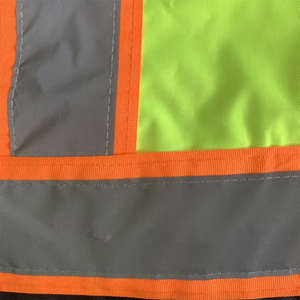 Chaqueta de Seguridad Reflectante de Alta Visibilidad con Cierre, Tela de Poliéster, para Trabajo en Exteriores en Invierno, con Luz LED Delantera Personalizable - Product Image 3