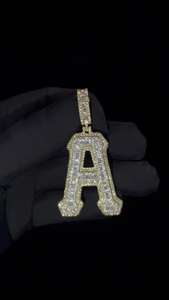 Colgante Personalizado con Inicial, Joyería Hip Hop, Plata de Ley 925, Moissanita VVS, Colgante con Nombre, Colgante Bicolor para Regalos - Product Image 5