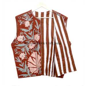 Chaleco sin mangas de algodón cotrizado para mujer, chaleco cálido para uso en exteriores, del fabricante indio, ideal para bodas. - Product Image 5