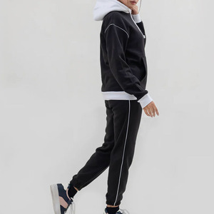 Conjunto de 2 Piezas de Sudadera con Capucha Informal de Otoño para Mujer, Personalizado, Sólido, Transpirable, de Secado Rápido, con Cierre de Cremallera, Hecho en Pakistán - Product Image 6