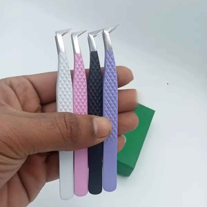 Pince à épiler pour extensions de cils en acier inoxydable noir à pointe nano, logo personnalisé, Mega 45 75 90 degrés - Product Image 3