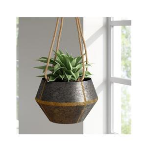 Pot de fleurs en métal galvanisé avec trous de drainage pour une croissance saine des plantes et une gestion efficace de l'eau - Product Image 4