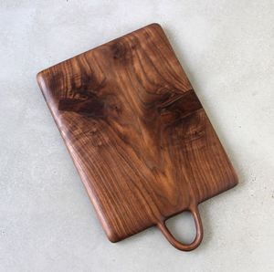 Planche à découper en bois bio pour la cuisine, surface lisse et durable pour hacher légumes, fruits, viande, pain - Product Image 1