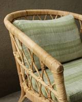 Chaises de jardin en rotin naturel, meubles luxueux pour les maisons et les hôtels. Taille et couleur personnalisables.