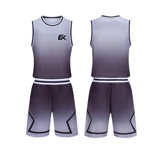 Conjunto de Camiseta de Baloncesto Sublimada Personalizada, Camiseta sin Mangas para Hombre con Pantalones Cortos, Color Degradado, Absorbe la Humedad, Ajuste Atlético - Product Image 1