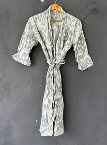 Bata Larga de Algodón con Estampado Floral y Cuello en V para Mujer, Elegante Bata de Baño Estilo Kimono de Manga Larga, Ajuste Holgado y Cómodo - Product Image 5
