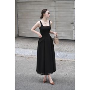 Robe longue de bureau noire unie à col carré, taille naturelle, coupe trapèze, tissée, pour l'été [V173] - Product Image 1