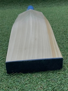 ไม้คริกเก็ตวิลโลว์เกรด 1 แบบธรรมดา พร้อมบริการจัดส่งและส่งมอบ สำหรับทีมกีฬา ใช้สำหรับเล่นคริกเก็ต บริการ OEM - Product Image 5