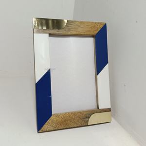 Marco DE FOTOS acrílico con incrustaciones de resina de madera de lujo azul marino blanco con incrustaciones de latón aspecto natural Varios tamaños disponibles - Product Image 1