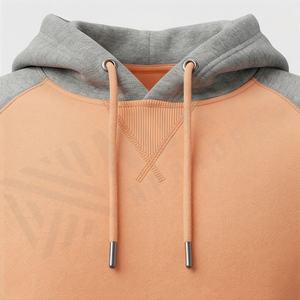 Hoodie surdimensionné élégant pour homme, design vintage délavé avec poche avant, confortable, personnalisable pour l'hiver. - Product Image 4