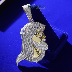 Pendentif visage de Jésus en argent 925 et or 18 carats avec diamant de laboratoire taille baguette, charme religieux, bijoux fins unisexes - Product Image 3