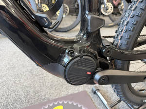 Bicicleta Eléctrica de Montaña Amflow PX Carbon 2026, Potencia Pico de 1500 W, Batería de Litio de <span class=keywords><strong>700</strong></span> Wh - Product Image 6
