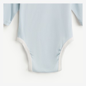 Combinaison pour bébé garçon à manches longues en modal et élasthanne, imprimé à motifs, fermeture à boutons, pour nouveau-né, ODM Vietnam - Product Image 4