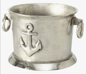 Seau à boissons rustique en métal moulé, finition argent brossé, avec ancre, base sur pieds et poignées pivotantes, servant également de refroidisseur à vin et de seau à glace - Product Image 2