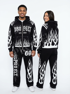 Ensemble de survêtement unisexe tendance avec sweat à capuche zippé imprimé flamme et pantalon évasé, style streetwear et sportswear - Product Image 5