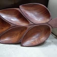 Bandeja de Servir Multifuncional y Plato Decorativo de Madera de Acacia Hecho a Mano, de Forma Irregular Rústica, para Exhibición de Frutas y Aperitivos, Bodas - Product Image 3