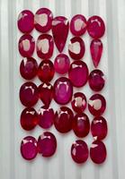 Pierres précieuses facettées ovales et en forme de poire en rubis rouge naturel pour la fabrication de bijoux