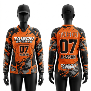Camiseta de Paintball para Mujer, 180 GSM, Tela de Poliéster Transpirable, Diseño de Panel de Camuflaje Digital Azul y Naranja, Sublimación, Logotipo Personalizado - Product Image 2