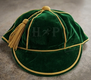 Casquette d'honneur personnalisée en velours noir avec pompon doré, casquettes d'honneur pour clubs sportifs, casquettes d'honneur traditionnelles de rugby - Product Image 3