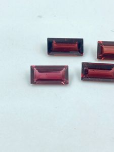 Granate rojo natural de alta calidad, corte rectangular, color rojo intenso, 7,49 quilates, 5x10 mm, 4 piezas para la fabricación de joyas - Product Image 2