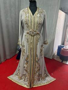 Robes de soirée modestes blanches en polyester à manches longues, brodées à la main et perlées, longueur cheville - Product Image 3