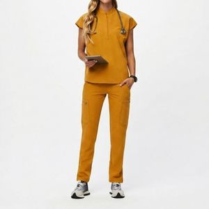 OEM Custom Nurse <b>Scrubs</b> <b>Set</b> Breathable Polyester Medical Uniform Comfortable Hospital Workwear Bulk Wholesale <b>Scrubs</b> <b>Set</b> - Product Image 2
