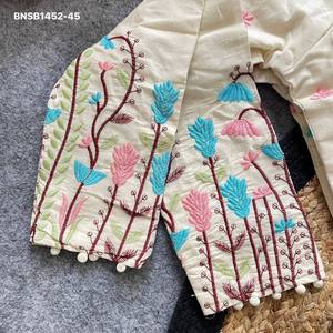 Khadi เสื้อเบลาส์คอวีปักหลายด้ายและแขน3/4คอลเลกชั่นเสื้อแฟชั่นสำหรับผู้หญิง - Product Image 5