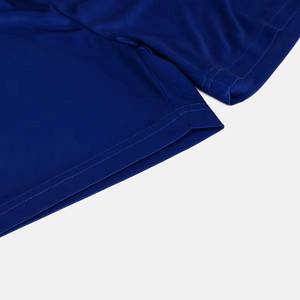 Ensembles d'uniformes de football personnalisés à séchage rapide 100 % polyester écologique légers avec découpe automatisée pour équipes - Product Image 6