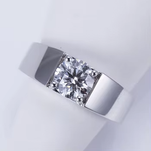 แหวนหมั้นเพชรทรงบริลเลียนต์ 1 กะรัต ชุบแพลตตินั่มบนทองคำขาว 14k สำหรับทุกเพศ สไตล์คลาสสิก ได้รับการรับรองจาก IGI สี D - Product Image 2