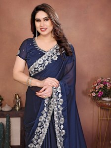 Sari en soie bleu marine élégant de NiMa Creations, broderie florale argentée, traditionnel pour femmes, tenue de mariage, style Inde Pakistan - Product Image 2