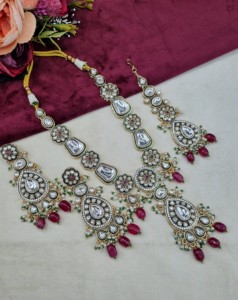Designer Meenakari Flower Motif <b>Necklace</b> Set With Matching Earring & Mangtika Heavy Kundan <b>Necklace</b> Set Ethnic Wear Manufacturer - Product Image 4