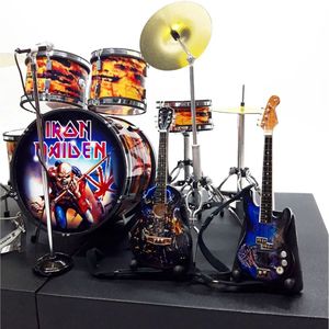 Guitarra y Batería en Miniatura de la Famosa Banda Iron Maiden |   Caja Exclusiva Gratuita para Figuras de Acción - Product Image 6
