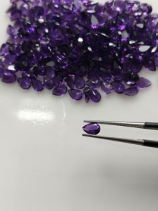 Ametyste africaine naturelle 6x4MM taille poire, pierre précieuse violette en vrac, Red Mountain Gems pour la fabrication de bijoux - Product Image 3