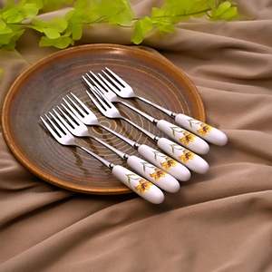 Golden Whisper Mini Disposable Mini Dessert Forks Set 6 Stainless Steel Handle Silicone <b>Plastic</b> Material for Kids Restaurant Use - Product Image 2