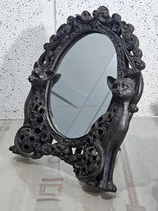 Miroir mural classique Offre Spéciale en résine morden, parfait pour les accents de maison ou les couloirs et les salles de bain, disponible à prix d'exportation depuis l'Inde - Product Image 2