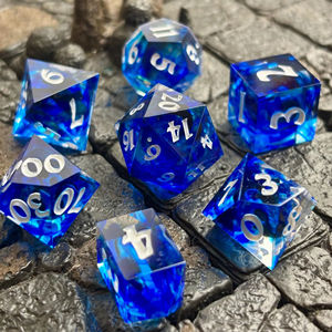 Lot de dés en résine en gros, dés polyédriques professionnels en résine pour jeux de table DND RPG, prix d'usine personnalisé, dés de jeu - Product Image 1