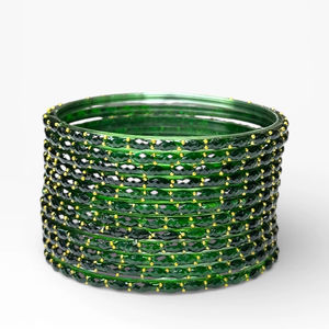 Ensemble de bracelets tendance en forme de goutte de pluie plaqués or de style indien vert émeraude foncé, bijoux de mode traditionnels pour l'exportation mondiale - Product Image 2