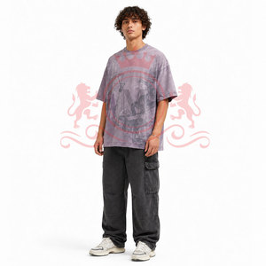 Camiseta de Estilo Relajado con Hombros Caídos y Efecto Desgastado por el Sol, en Algodón Transpirable para Looks Casuales y Urbanos - Product Image 2