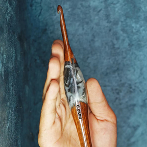 Crochets à crochet en résine faits à la main, confortables et durables, avec des couleurs attrayantes pour un crochetage fluide par FWE - Product Image 6