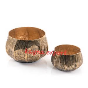 Nuevo Tazón de Servir de Metal Creativo y de Alta Gama, con Forma Elegante, Acabado Dorado, Personalizado, Hecho a Mano, Diseño Moderno y Lujoso, Ecológico - Product Image 6
