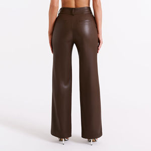 Pantalones Cargo de Cuero Ligeros, Cómodos y Elegantes, Nueva Llegada, Venta al Por Mayor OEM, Pantalones Cargo de Cuero para Mujer - Product Image 2